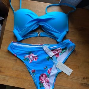 Size Med Cupshe Aqua Floral bikini NWT